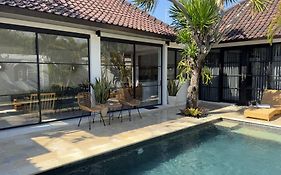 The Kon'S Villa Bali Seminyak